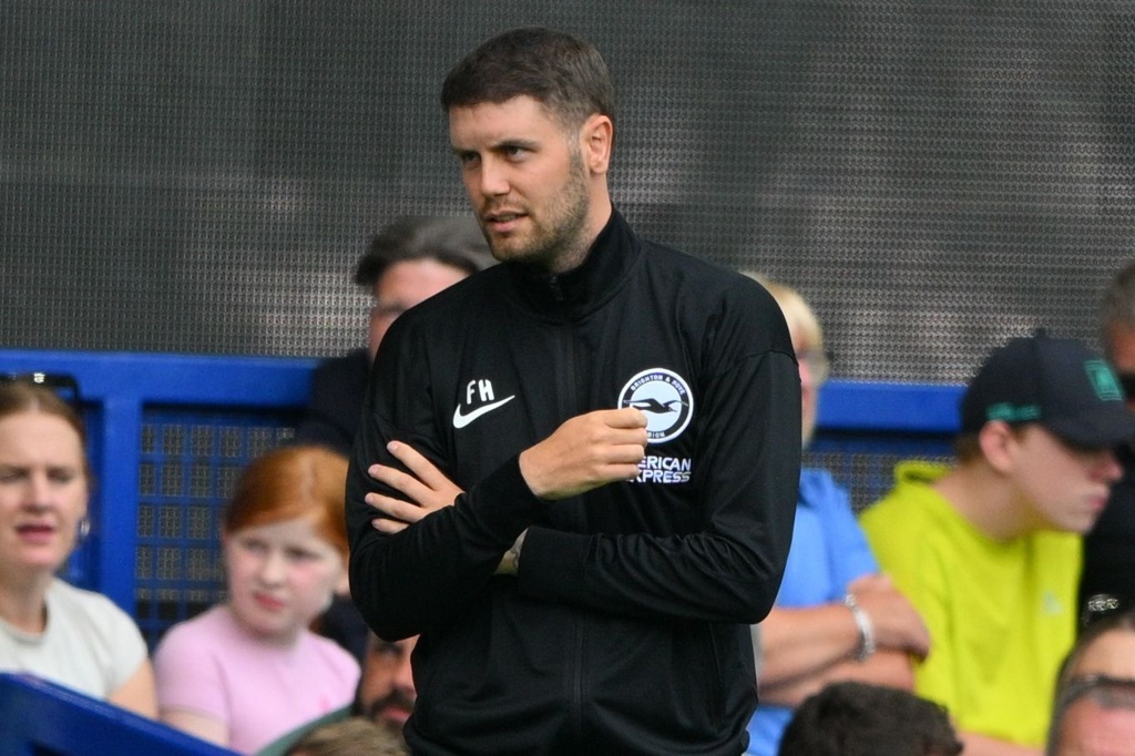 布莱顿主帅：今天球队执行力出了问题，梦剧场球迷声浪确实震撼